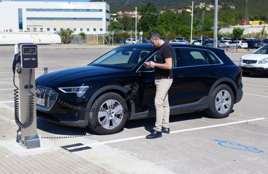 FICOSA INSTALA PUNTOS DE RECARGA PARA VEHÍCULOS ELÉCTRICOS E HÍBRIDOS ENCHUFABLES EN SU CENTRO DE VILADECAVALLS